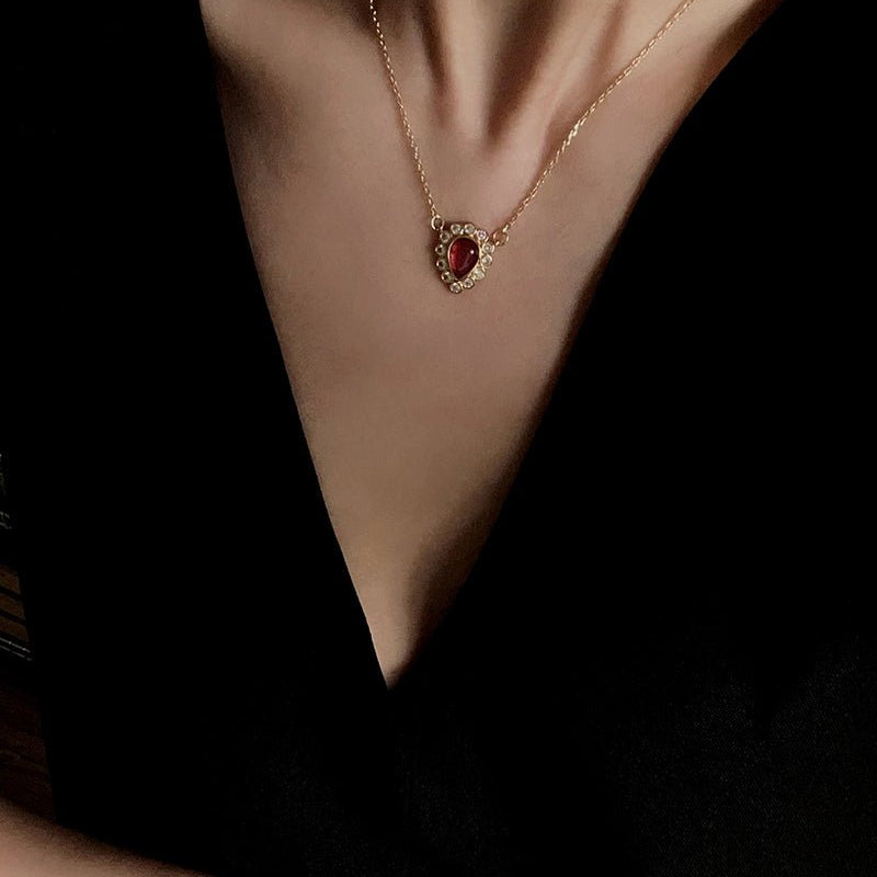Vintage Red Teardrop Necklace | French Style Pendant Necklace - floysun