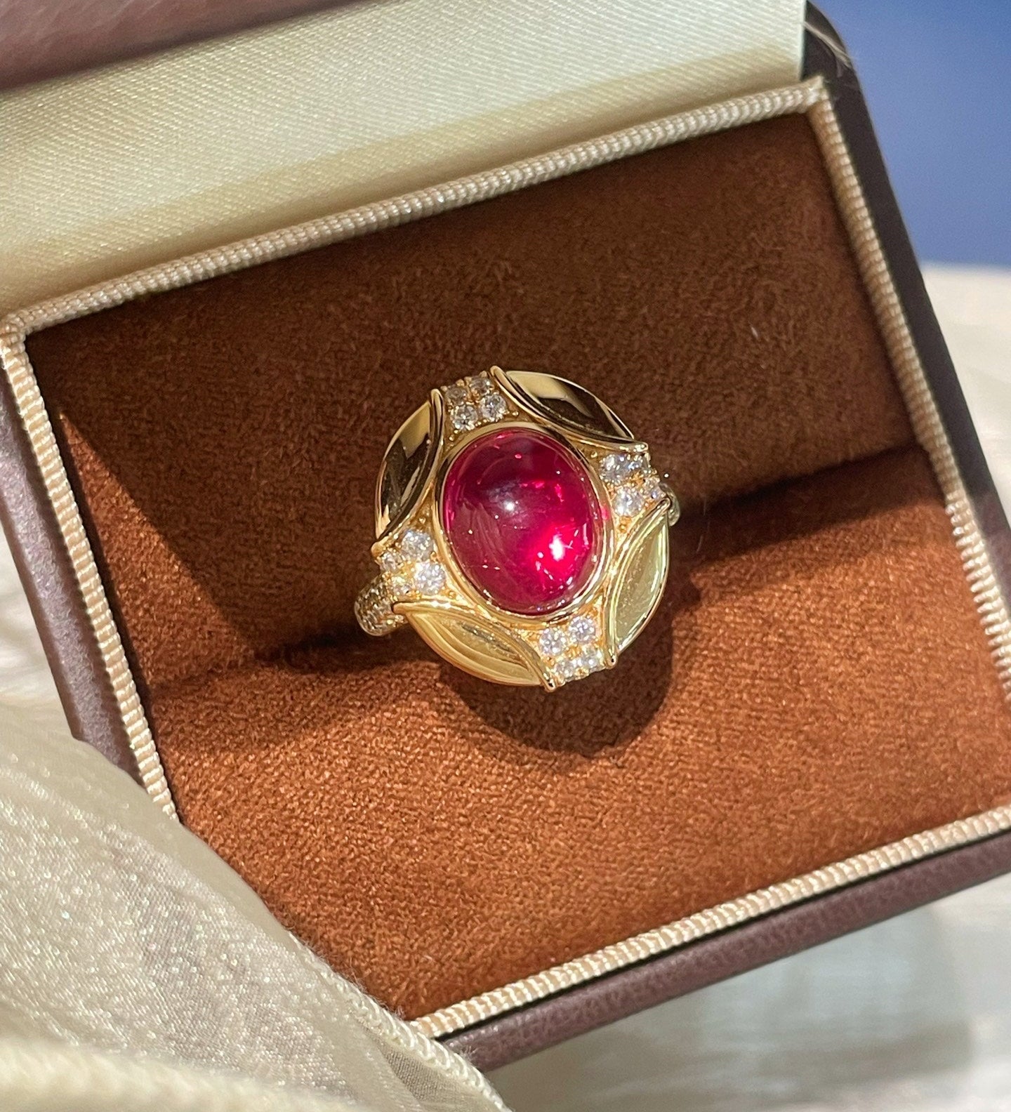 Vintage Ruby Cabochon Ring - floysun