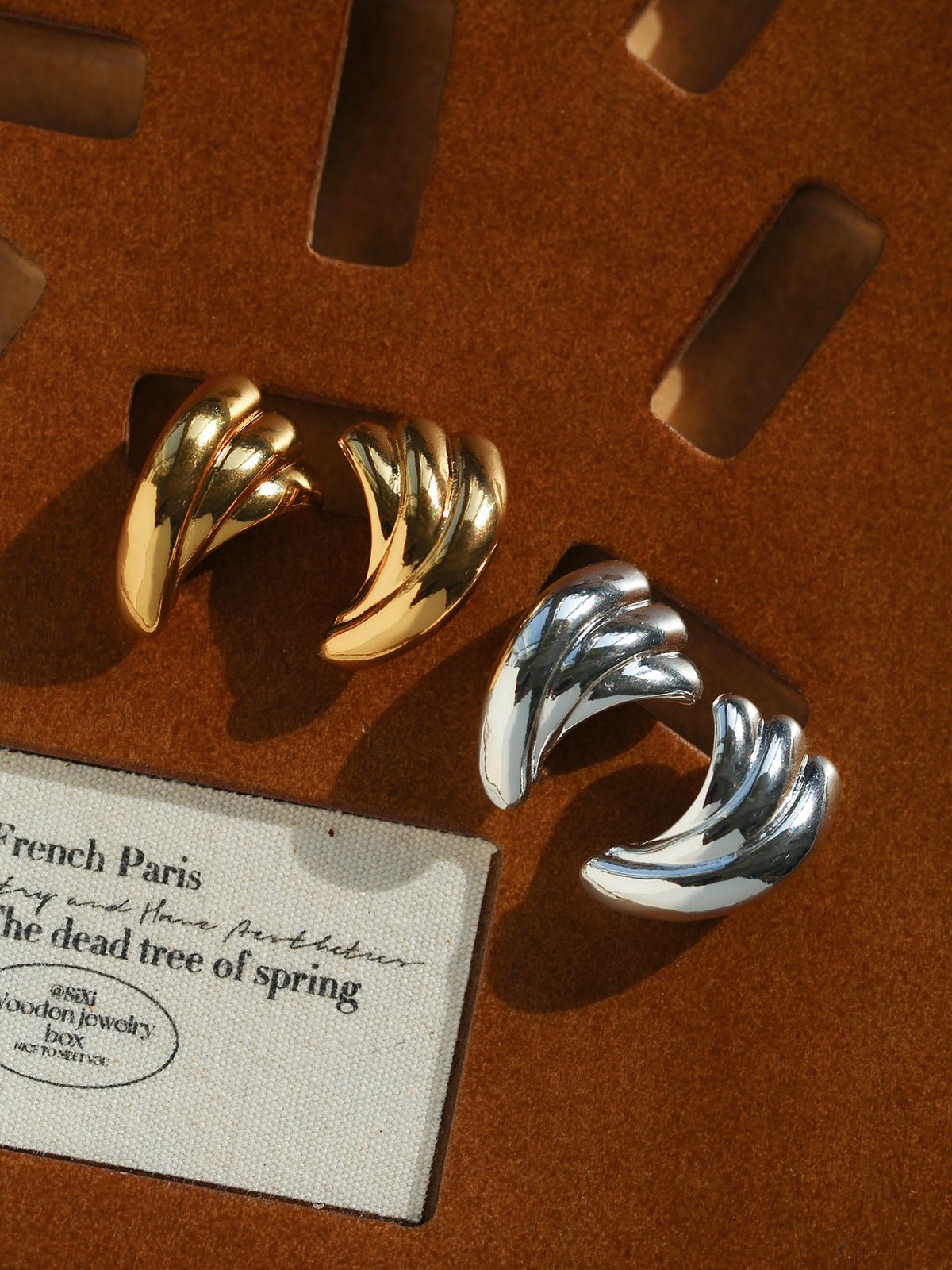 Vintage Spiral Wave Stud Earrings - floysun