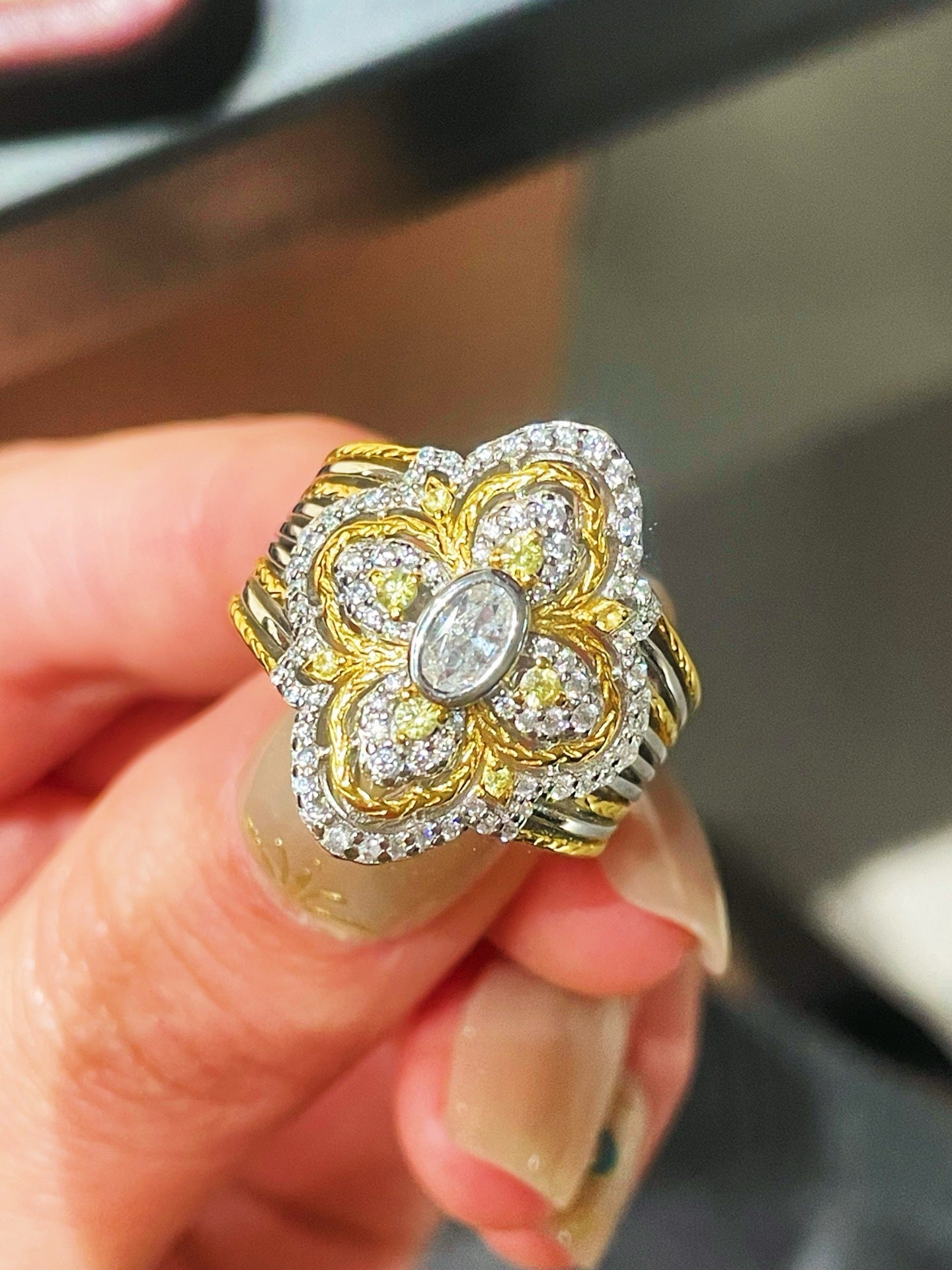 Vintage Two Tone Four-Leaf Clover Lab Grown Diamond Ring - floysun