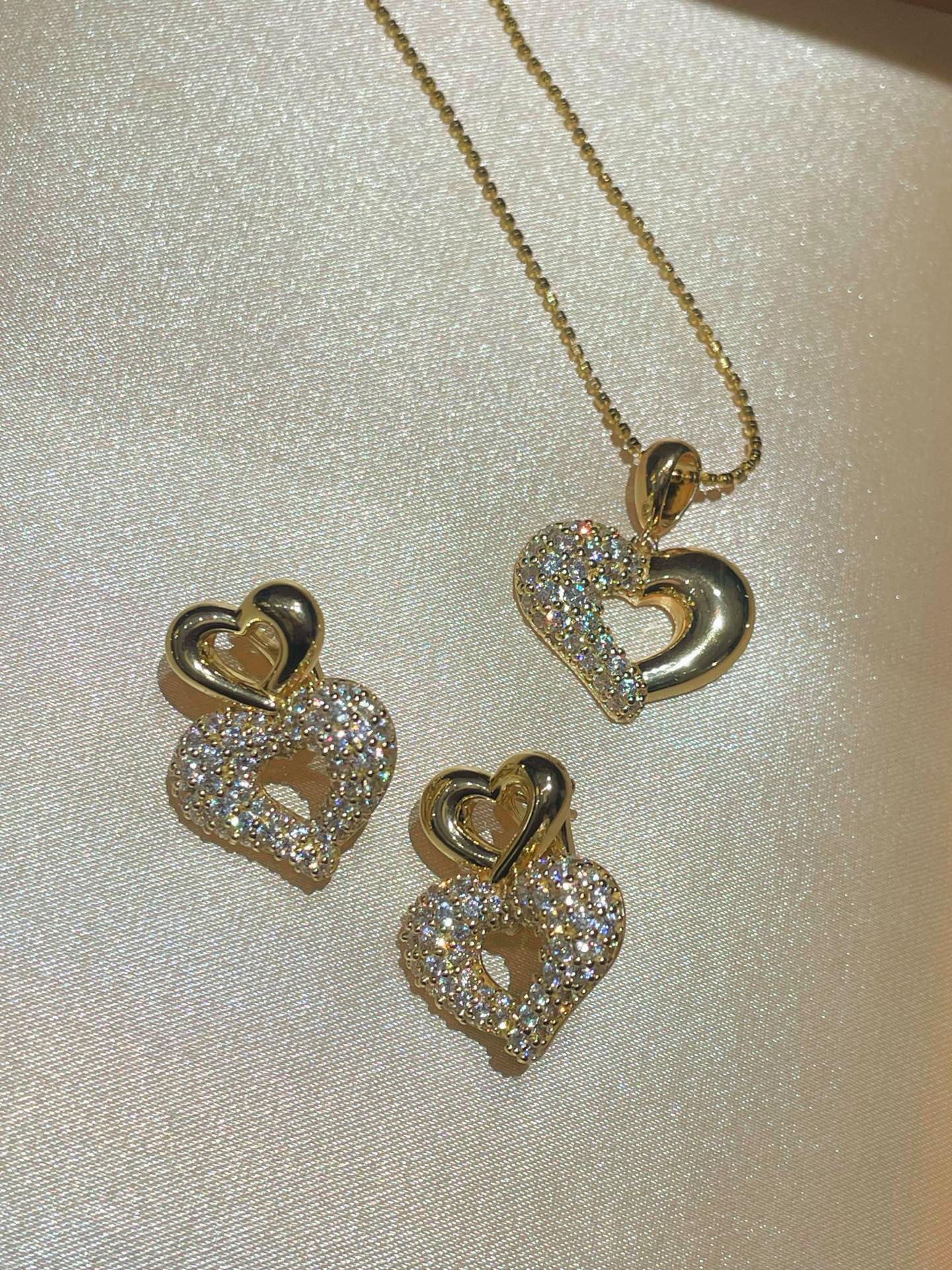 Vintage Two-tone Heart High Carbon Diamond Pendant Necklace - floysun