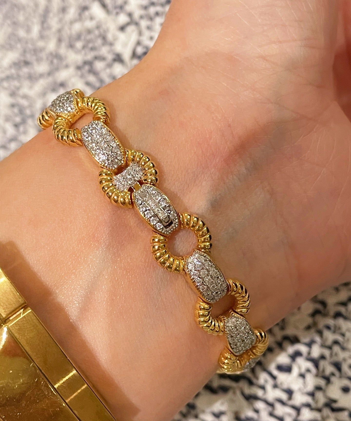 Vintage Weave Circle Pavé Bracelet - floysun
