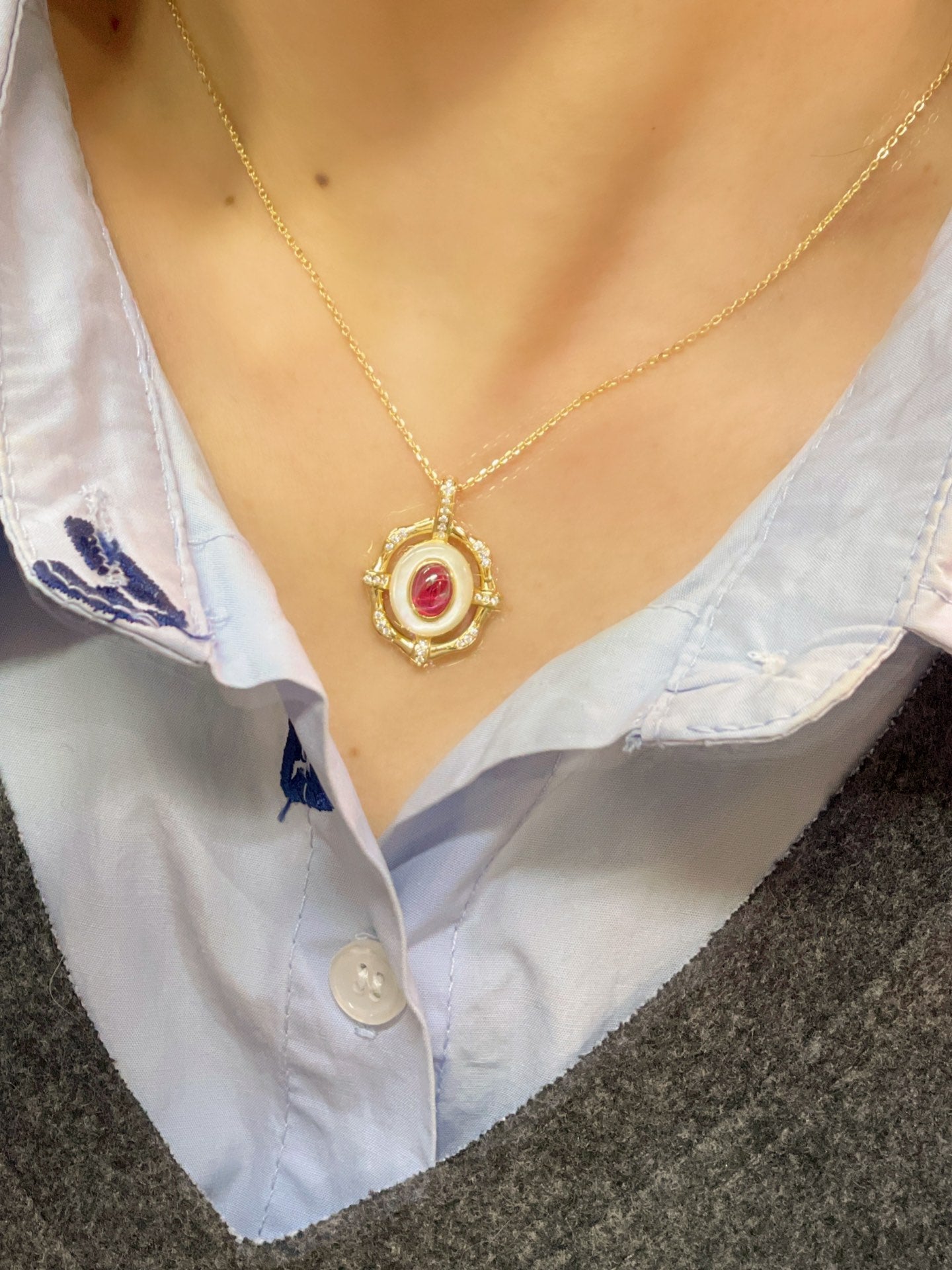 Vintage White Mother - of - Pearl & Ruby Necklace - floysun