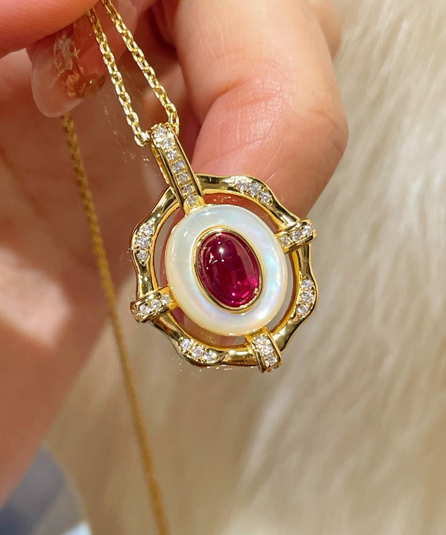 Vintage White Mother - of - Pearl & Ruby Necklace - floysun