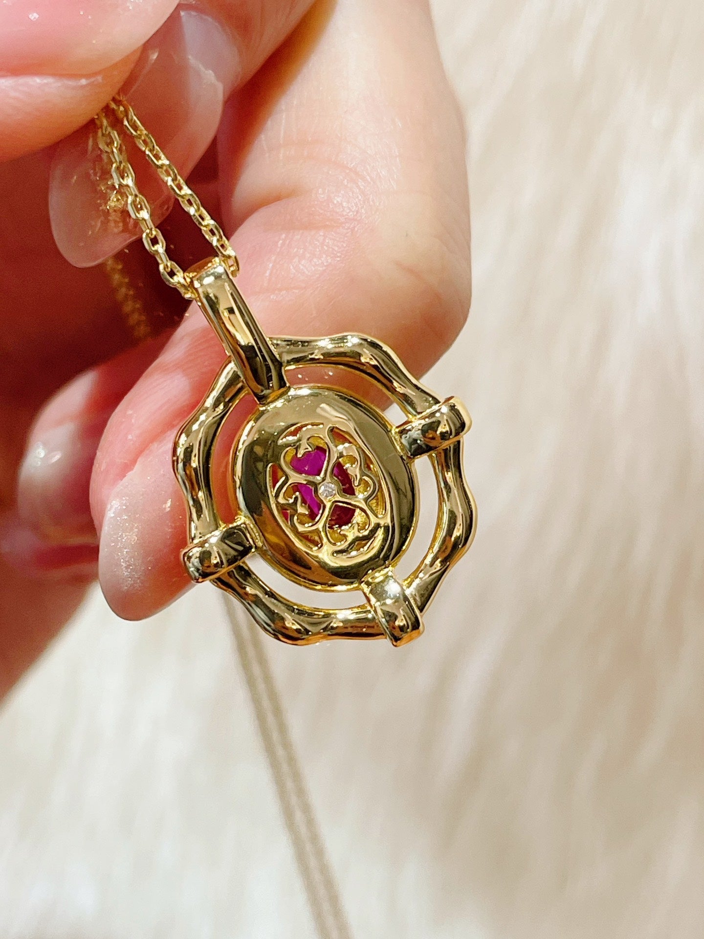 Vintage White Mother - of - Pearl & Ruby Necklace - floysun