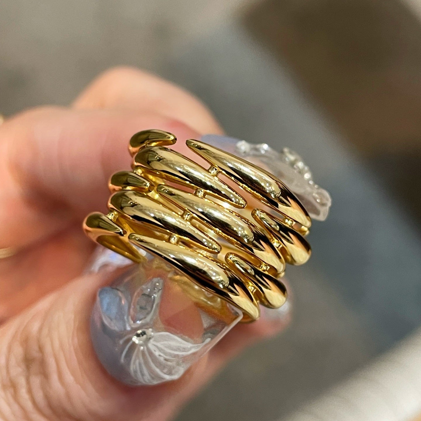 Vintage Wide Wicker‑Inspired Ribbed Statement Ring - floysun