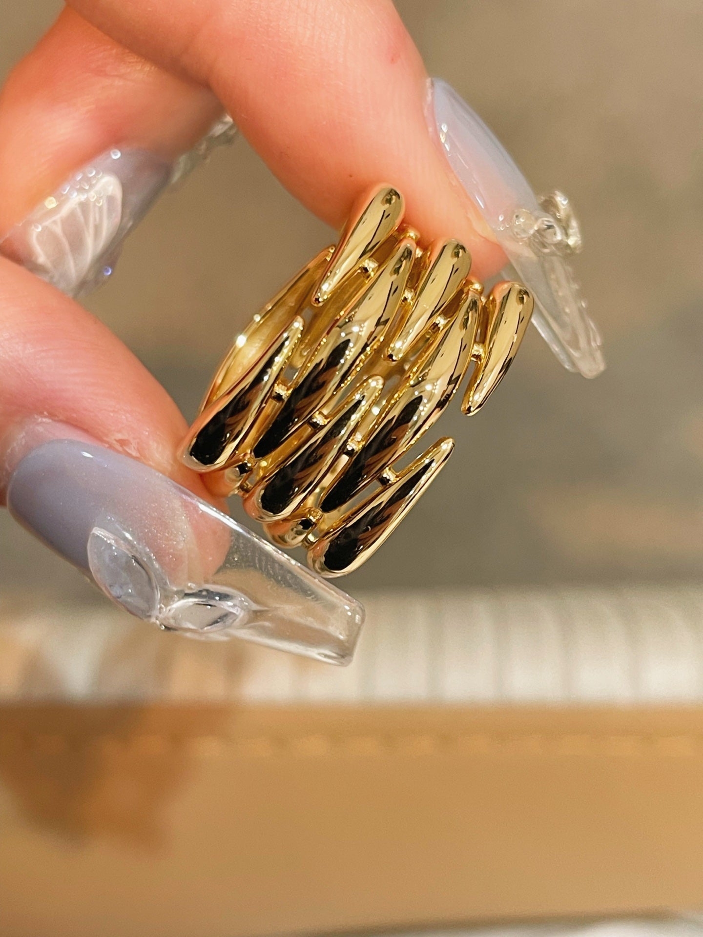 Vintage Wide Wicker‑Inspired Ribbed Statement Ring - floysun