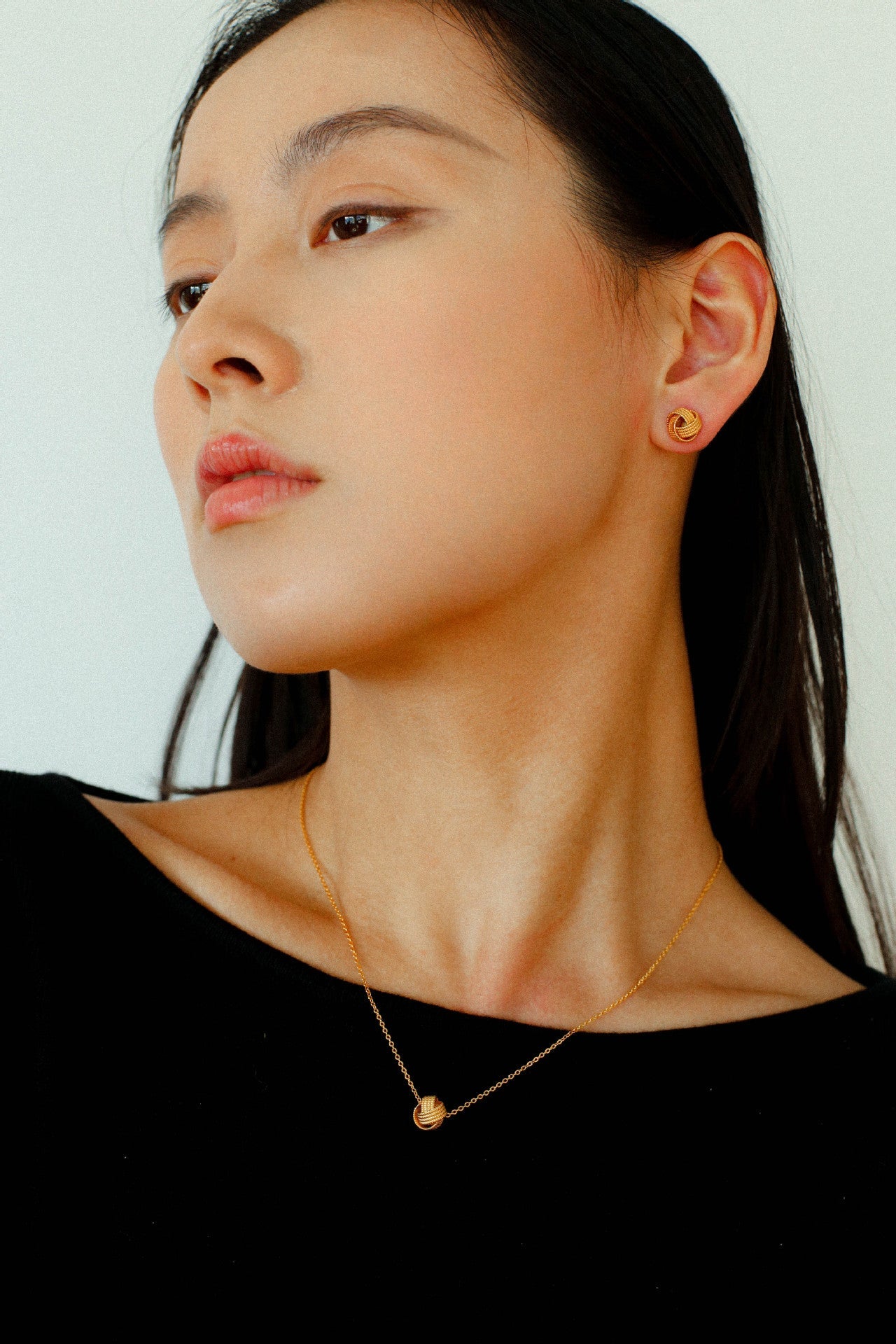 Vintage Woven Sphere Pendant Necklace - floysun