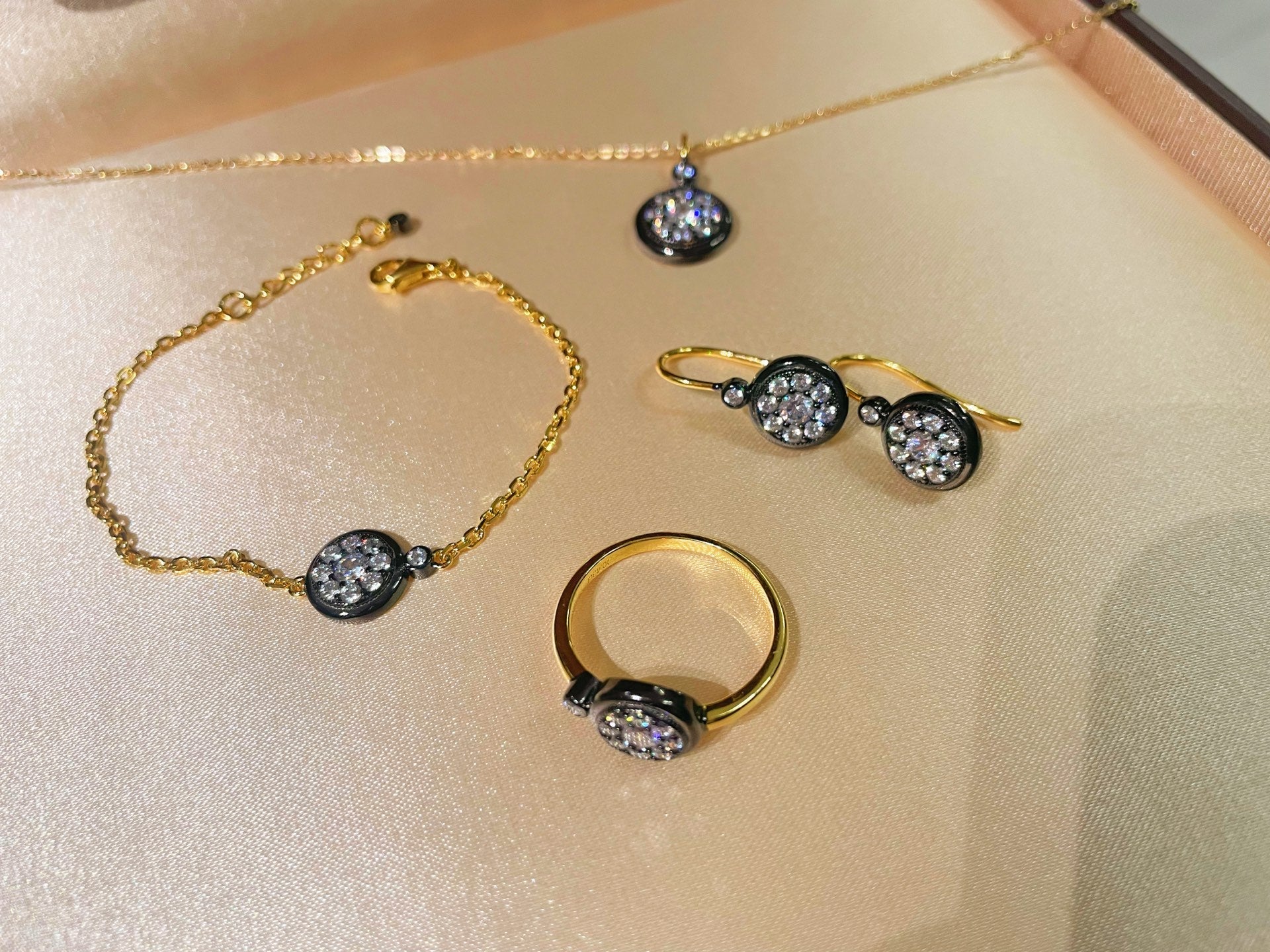 “Wealth & Fortune” Full - Pave Black Gold Coin Bracelet - floysun