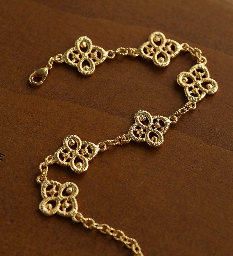 Whisper of Lace Embroidered Floral Bracelet - Gold - floysun