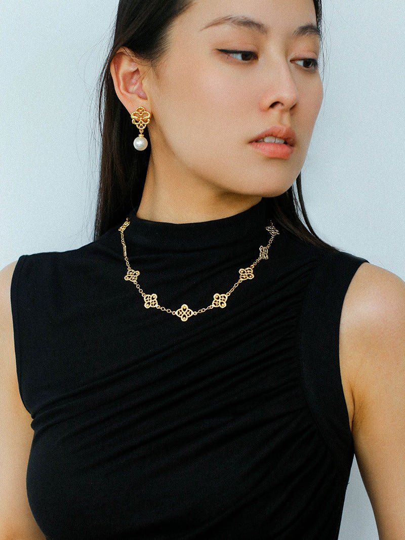 Whisper of Lace Embroidered Floral Necklace - Gold - floysun