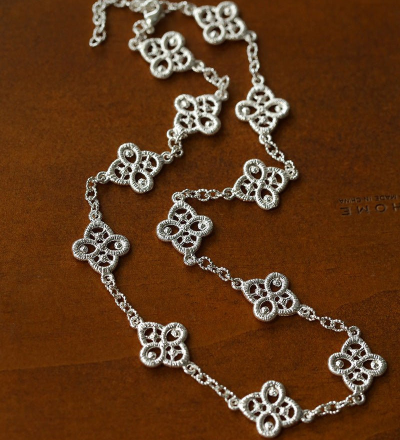 Whisper of Lace Embroidered Floral Necklace - Silver - floysun