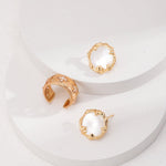White Mother-of-pearl Stud Earrings - floysun