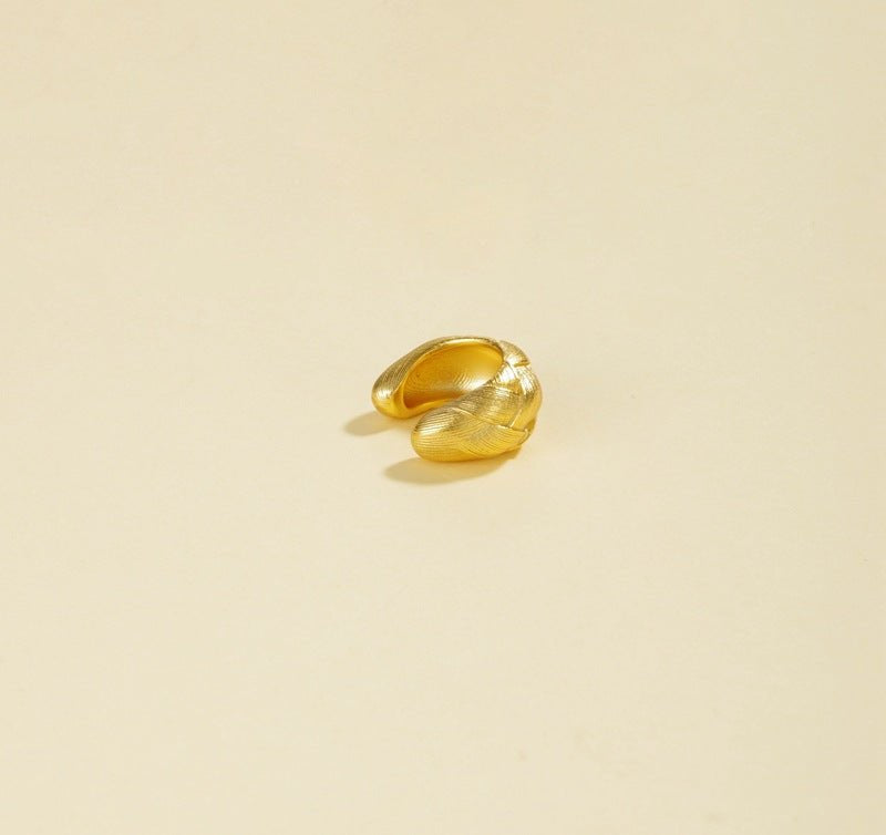 Woven Textured Brushed C - Shape Ear Cuff - floysun