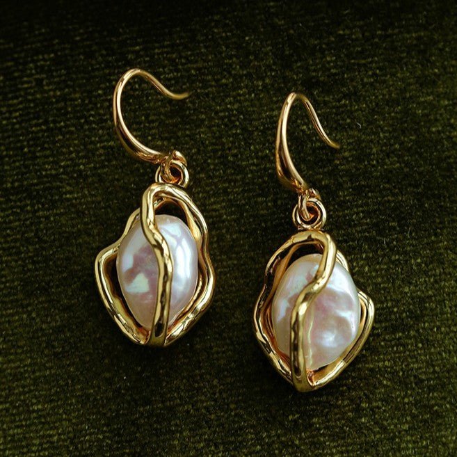 Wrapped Gold Frame Natural Baroque Pearl Drop Earrings - floysun