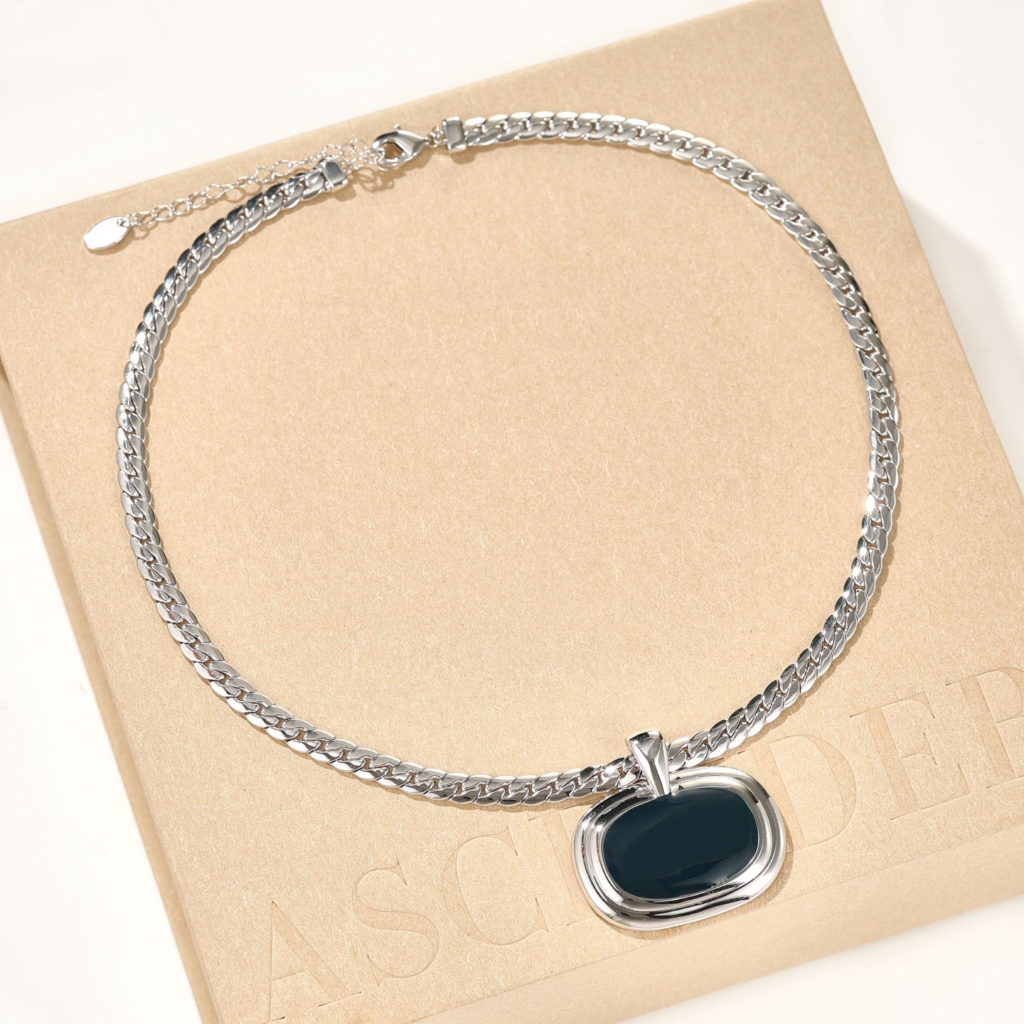 Liquid Enamel Pendant Necklace – Original Minimalist Luxury Collarbone Chain