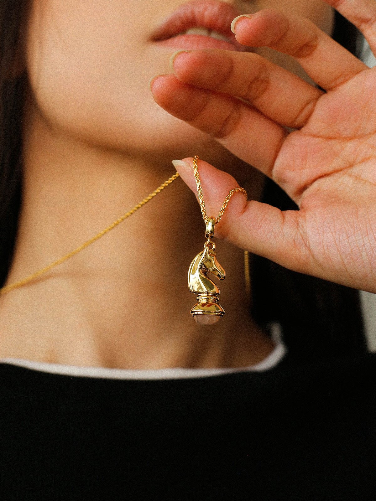 Year of the Horse Knight Pendant Necklace - floysun