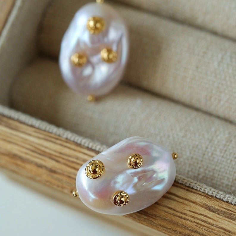 Chic Luxury: Artisanal Baroque Pearls Earrings - floysun