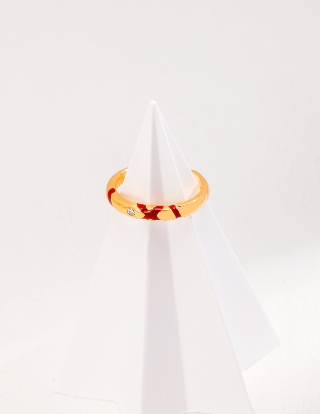 Gold Simple Intertwined Red Line Zircon Rings - floysun
