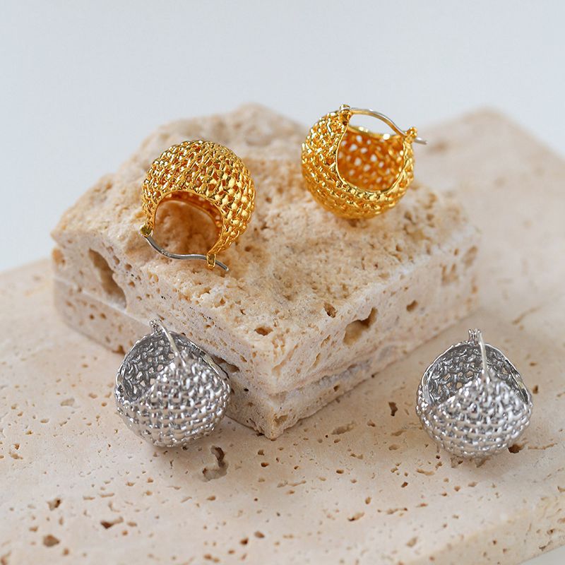 Grid Hollow Ball Earrings - floysun
