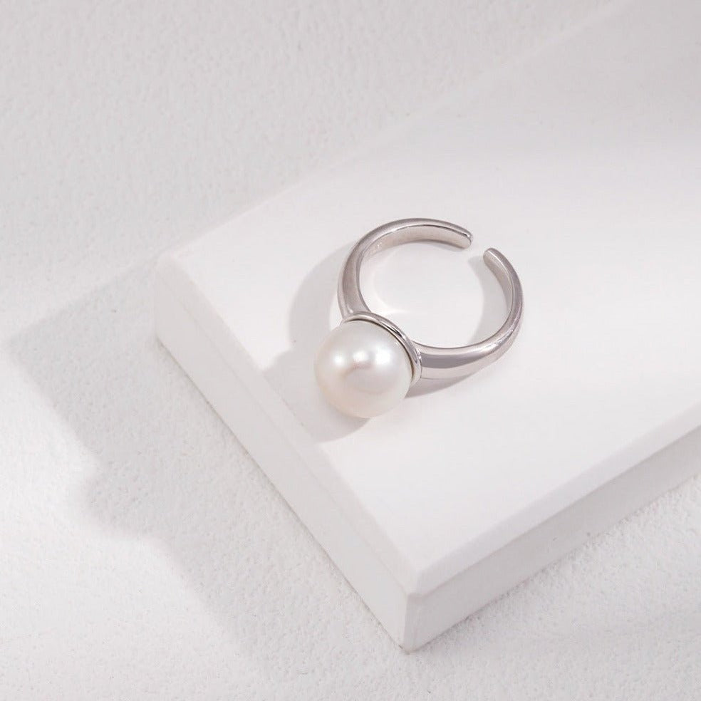 Minimalist French Pearl Ring - floysun