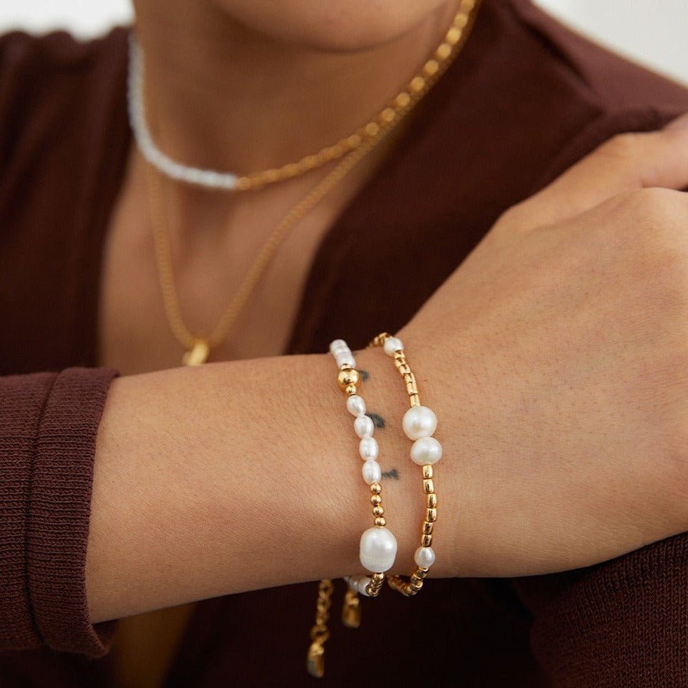 Natural Pearl Bracelet: Understated Elegance in Silver and Gold - floysun