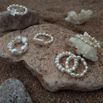 Overlapping Irregular Pearl Ring B - floysun