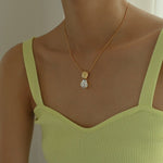 Scalloped Crystal Shell Necklace - floysun