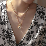 Scalloped Crystal Shell Necklace - floysun
