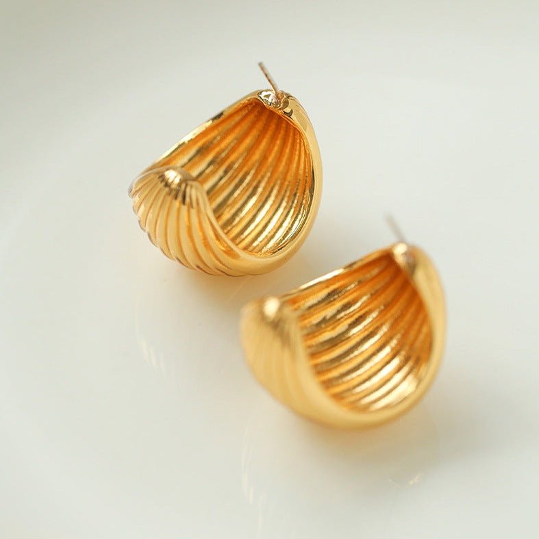 Scalloped Striped Curved Earrings - floysun