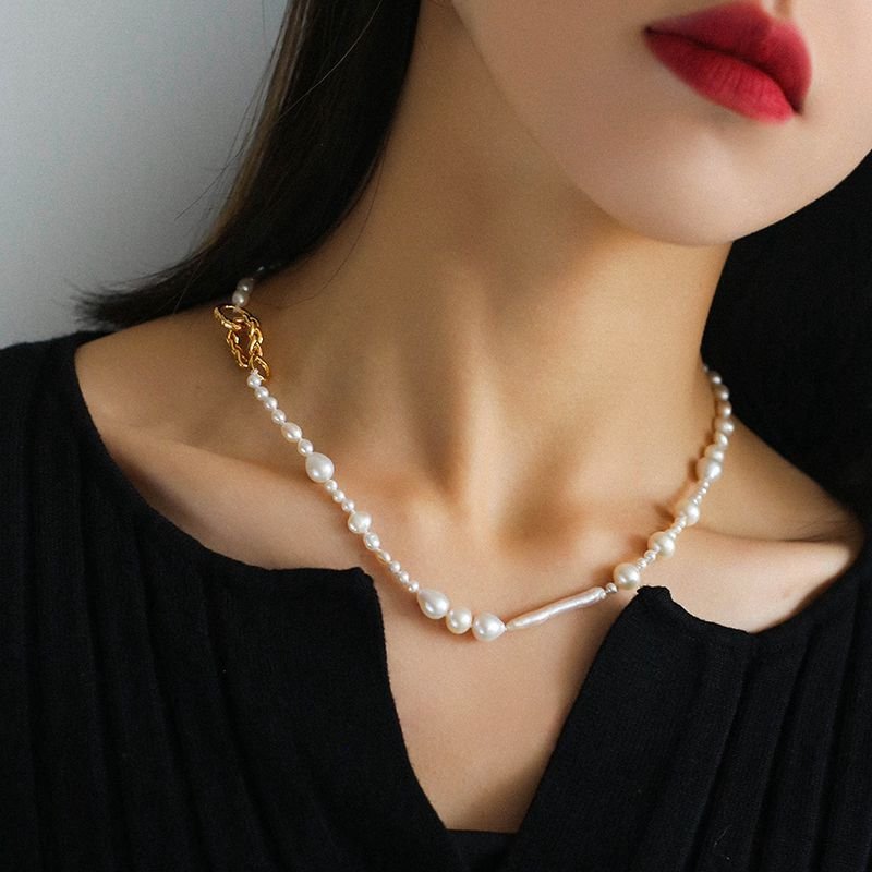 Simple and Elegant Paneled Short Baroque Necklace - floysun