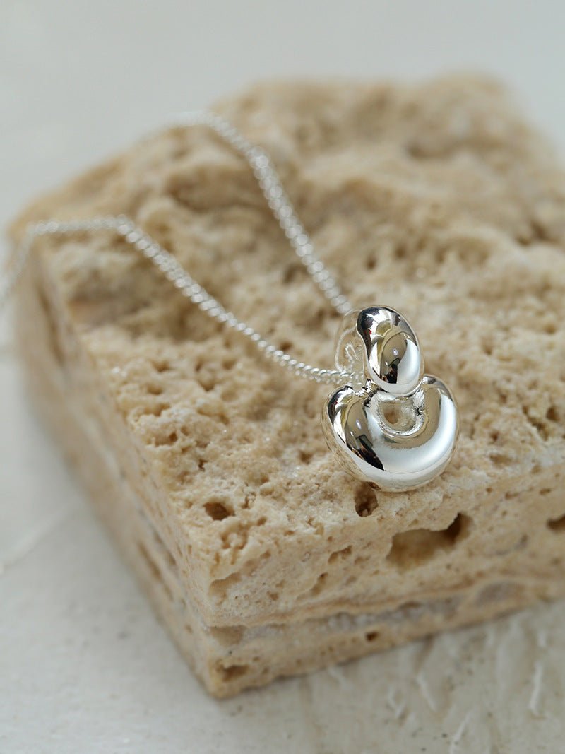 Simple Metal Three-dimensional GoldBean Necklace - floysun