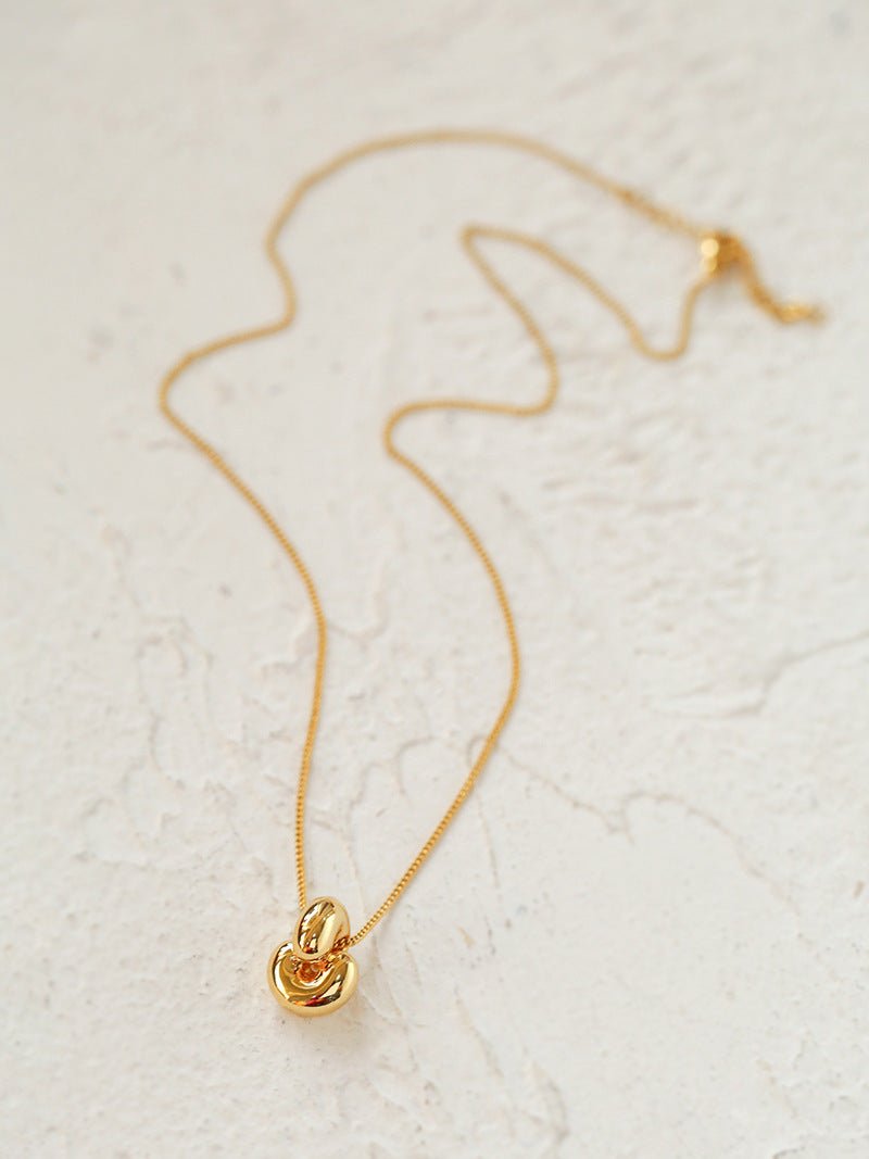 Simple Metal Three-dimensional GoldBean Necklace - floysun
