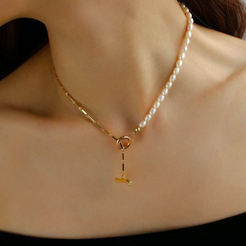 Simple Pearl Stitching Chain Clavicle Short Necklace