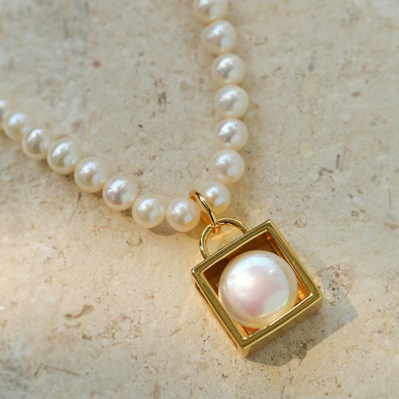 Small Handbag Clasp Pearl Pendant Necklace - floysun