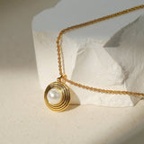 Stylish Saturn Pearl Necklace - floysun