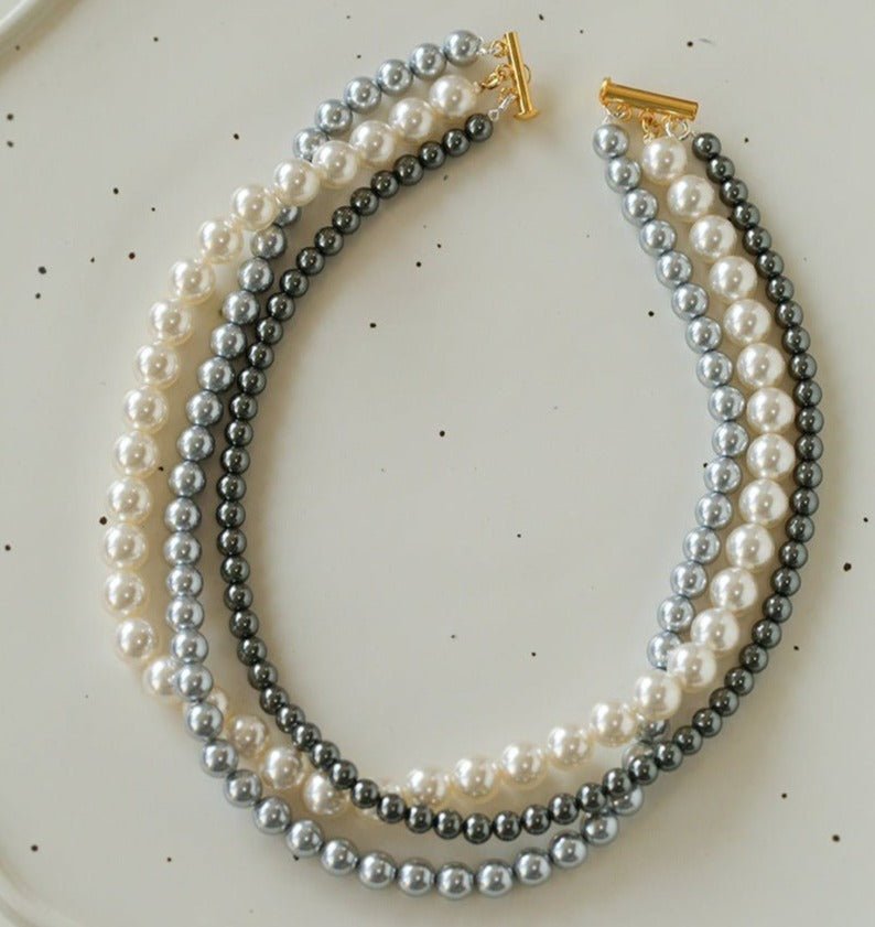 Tricolor Elegance: Triple-Layer Black, White, and Grey Pearls Necklace - floysun