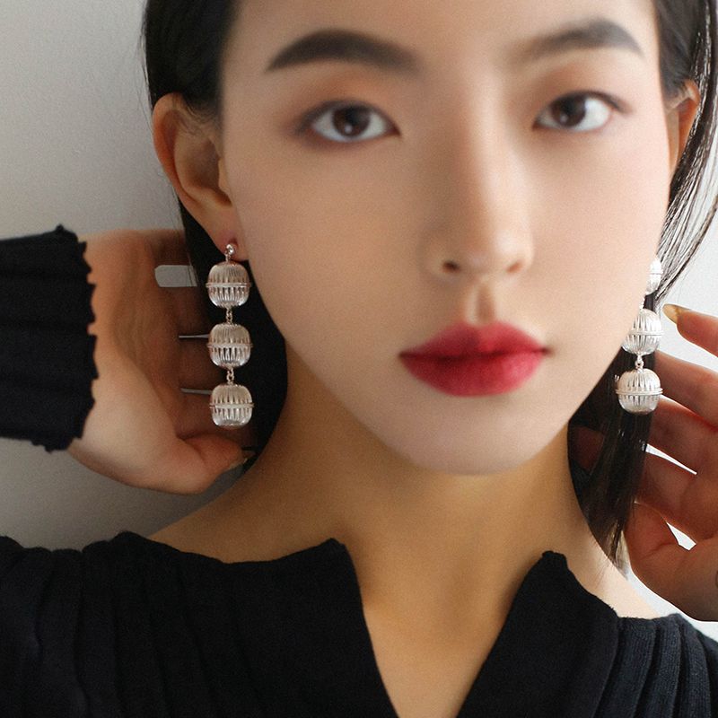 Vintage Hollow Lantern Earrings - floysun