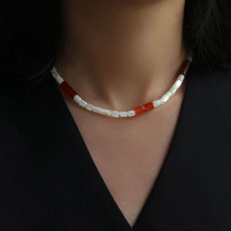 White Mother of pearl and Red Agate Beaded Necklace - floysun